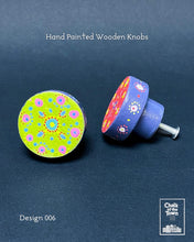 Ζωγραφιστά ξύλινα πόμολα Chalk Of The Town / Hand Painted Wooden Knobs