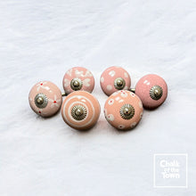 Pink Blossom 1 | Σετ από 6 Vintage Κεραμικά Πόμολα | Pink & White Vintage knobs (set of 6) - Chalk Of The Town®