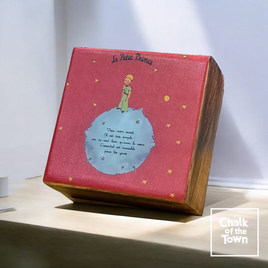 Ξύλινο κουτί με παράσταση "Little Prince Red" 12.5X12.5X6.5cm| Chalk Of The Town® Collectibles | Wooden Box "Little Prince Red" - Chalk Of The Town® 