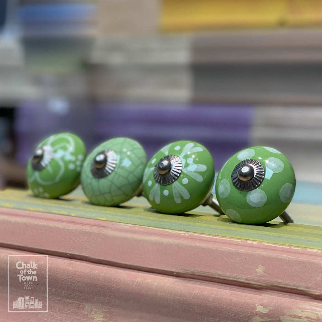 Κεραμικά πόμολα από πορσελάνη, Πράσινα με Λευκά μοτίβα - από τη Συλλογή Chalk Of The Town - Vintage Πόμολα