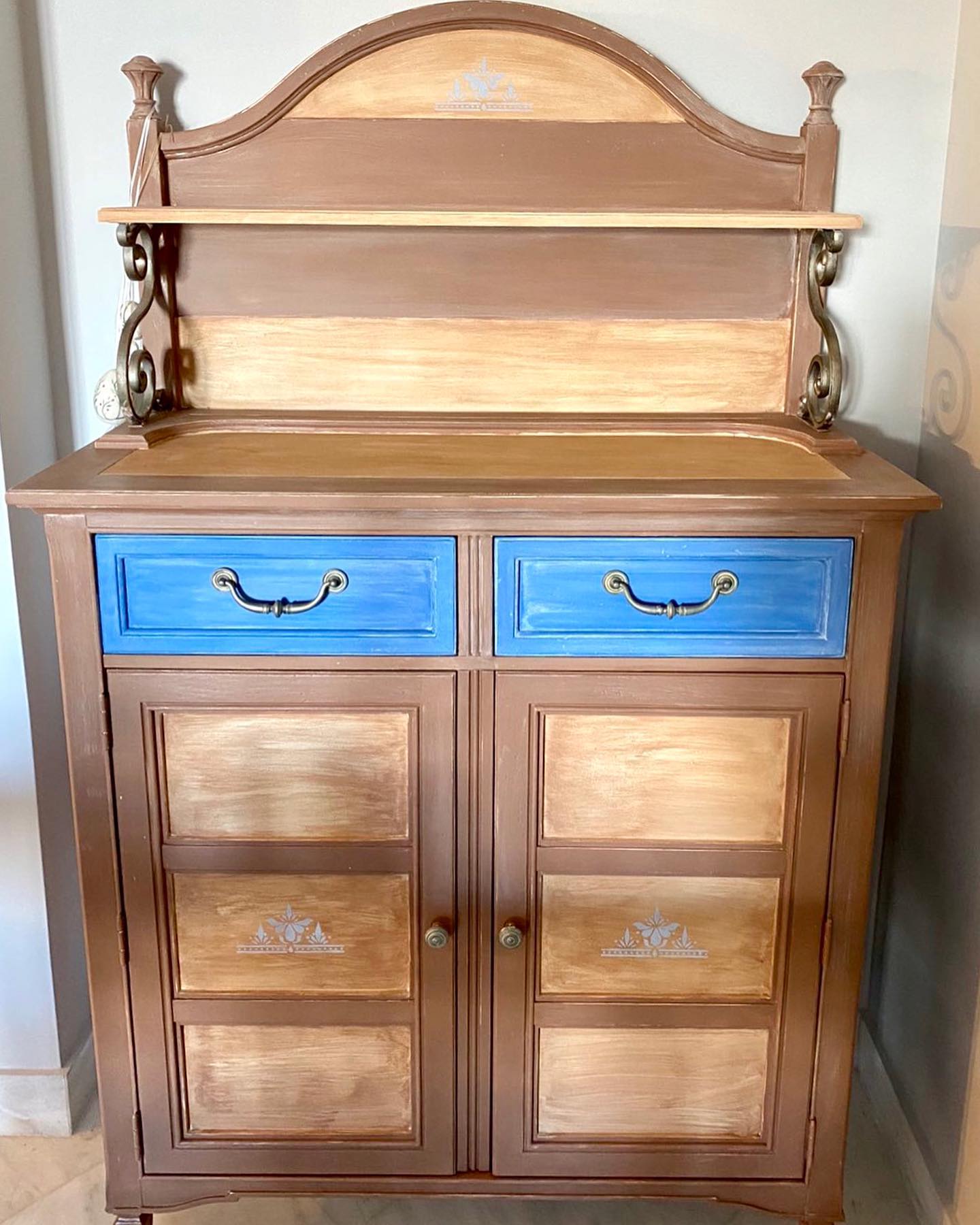 Paris Café - Χρώμα Κιμωλίας | Chalk Of The Town® Paint - Chalk Of The Town® 